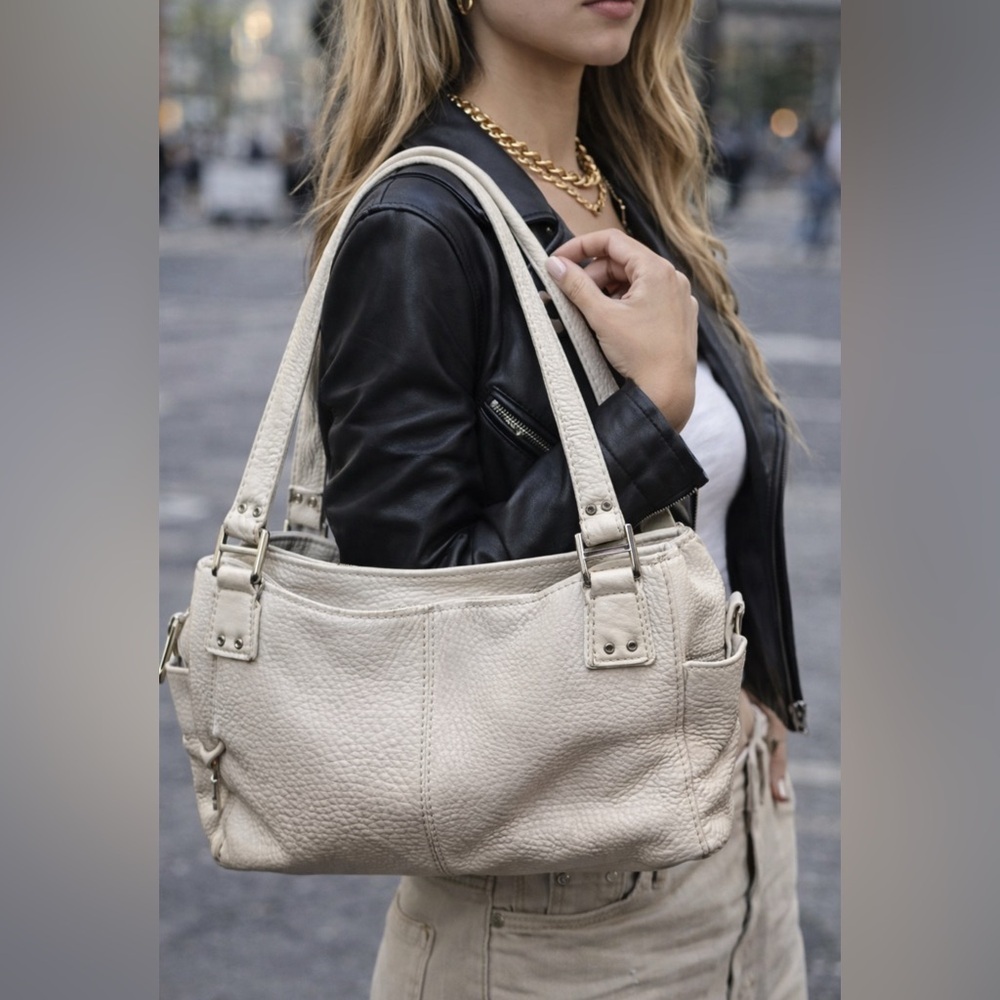 Fossil Cream Pebbled Leather Shoulder Bag | Double Strap | Neutral